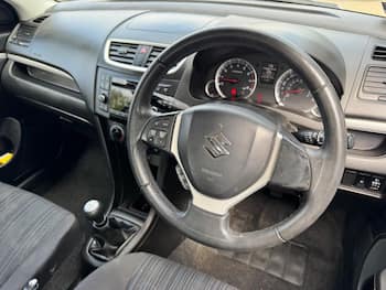 Used Suzuki Swift 2014 for sale - 79613132: Photo