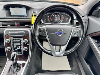 Used Volvo V70 2015 for sale - 78481467: Photo
