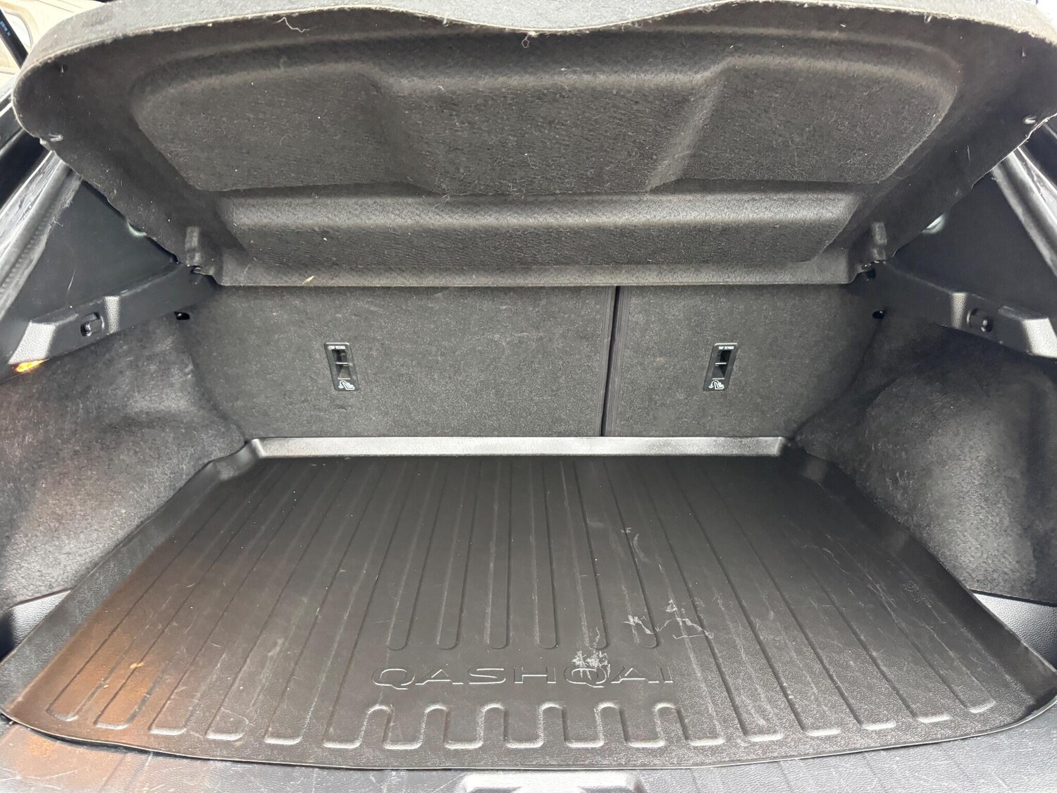 Used Nissan Qashqai 2020 for sale - 77143504: Photo 41