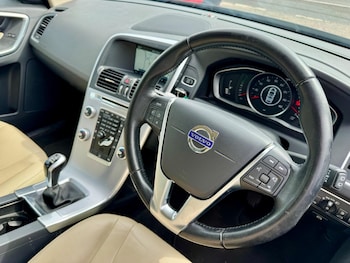 Used Volvo XC60 2016 for sale - 75543784: Photo