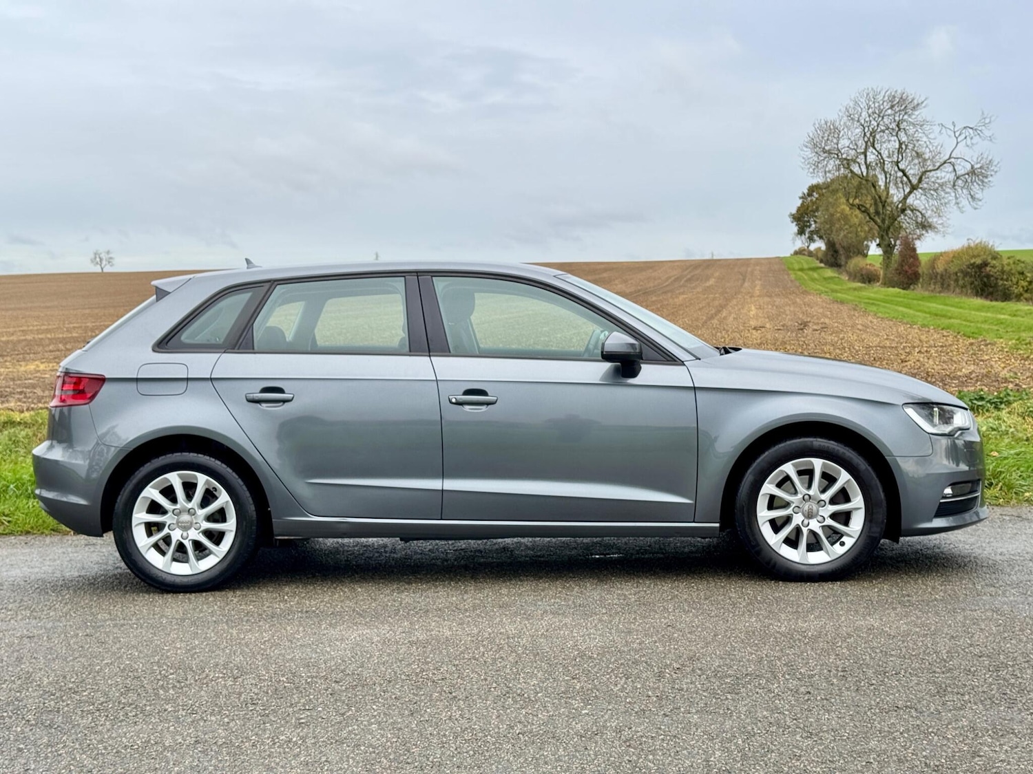 Used Audi A3 2015 for sale - 76326926: Photo 3