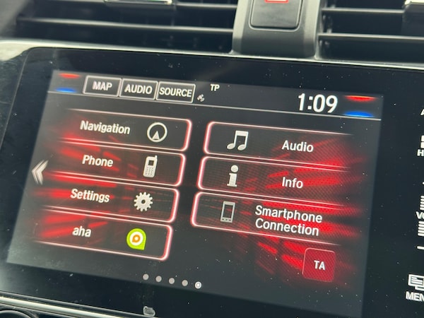 Used Honda Civic 2018 for sale - 76200020: Photo 21