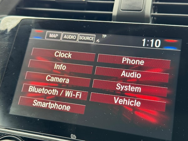 Used Honda Civic 2018 for sale - 76200020: Photo 32