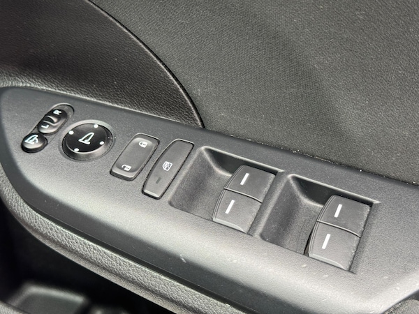 Used Honda Civic 2018 for sale - 76200020: Photo 45