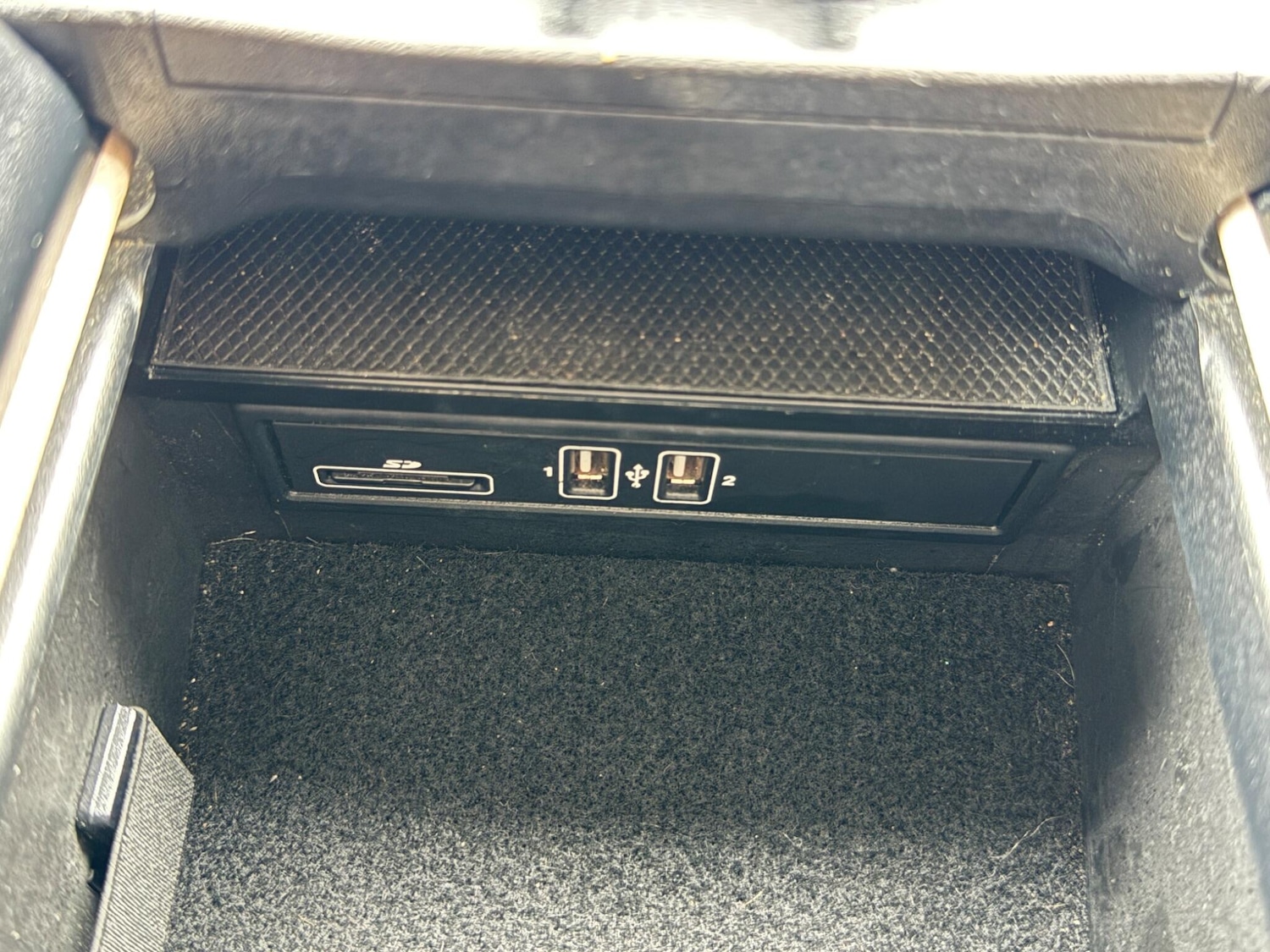 Used Mercedes-Benz C Class 2017 for sale - 77853566: Photo 40