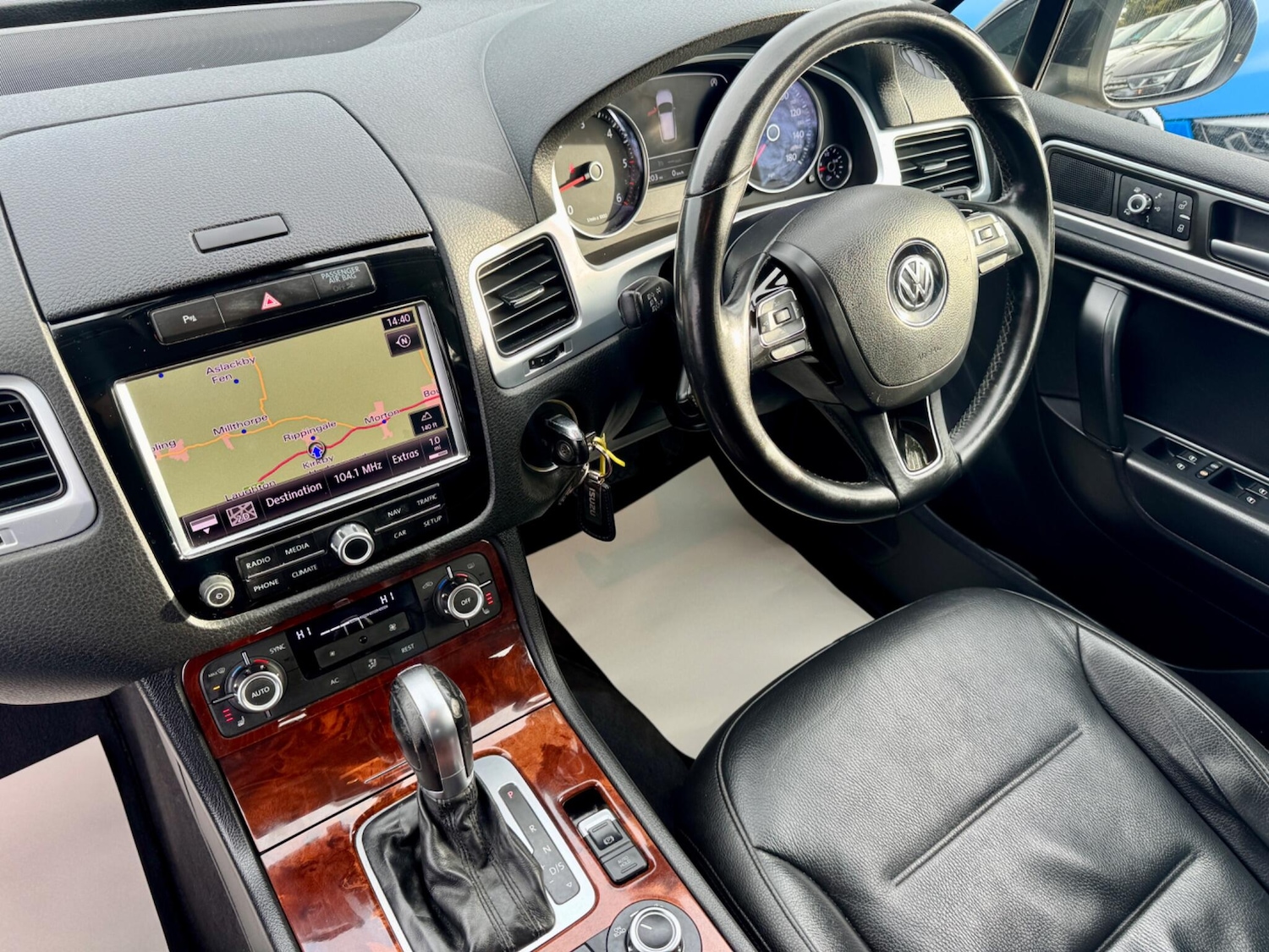 Used Volkswagen Touareg 2013 for sale - 76645215: Photo 13