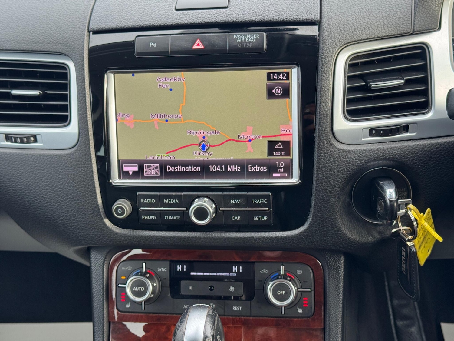 Used Volkswagen Touareg 2013 for sale - 76645215: Photo 14