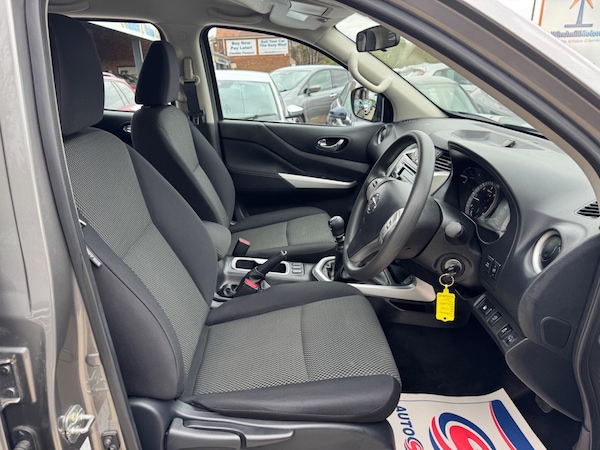Used Nissan Navara 2021 for sale - 76314280: Photo 12