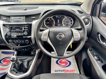 Used Nissan Navara 2021 for sale - 76314280: Photo 2