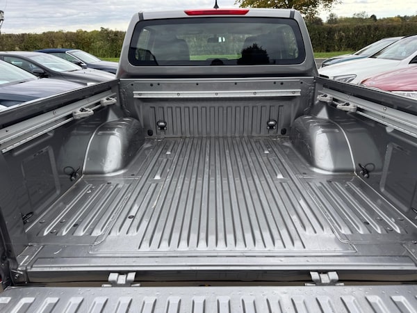 Used Nissan Navara 2021 for sale - 76314280: Photo 31