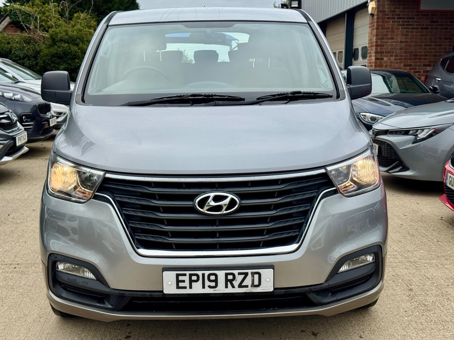 Used Hyundai i800 2019 for sale - 76389239: Photo 5
