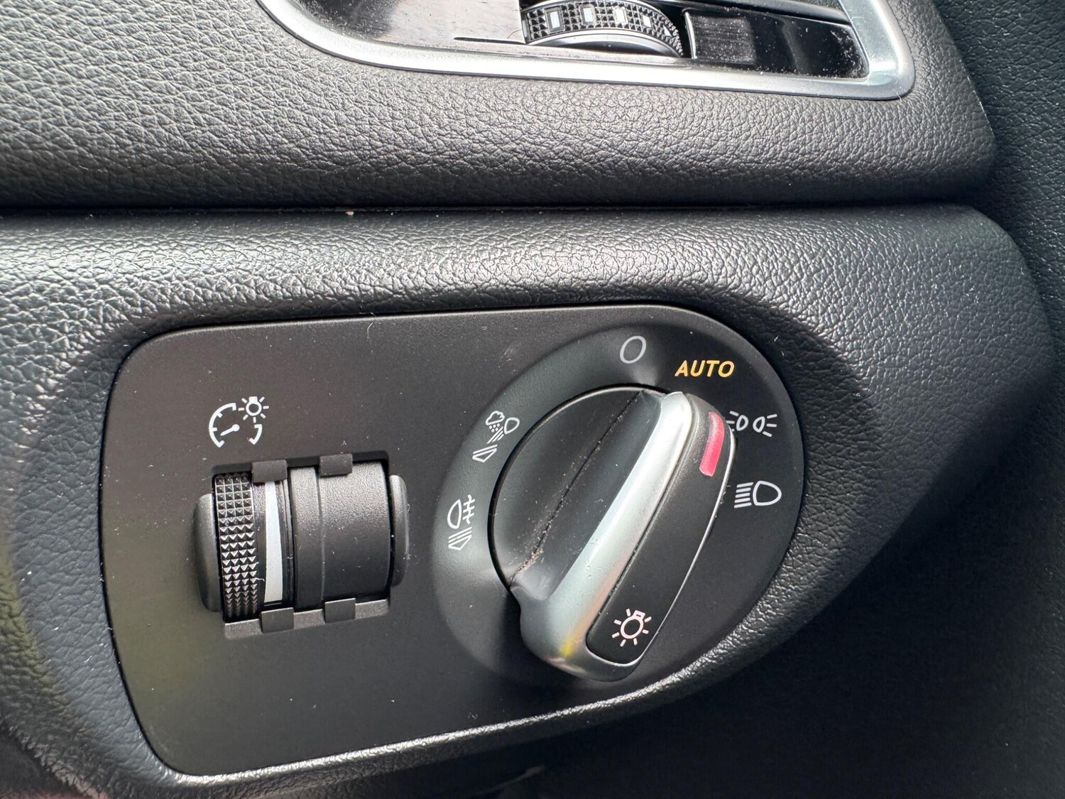 Used Audi Q3 2017 for sale - 76001978: Photo 33