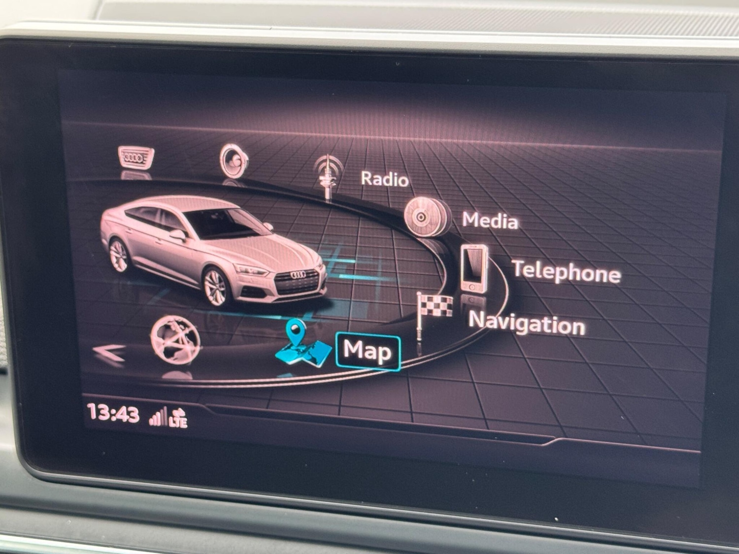 Used Audi A5 2018 for sale - 77163622: Photo 15