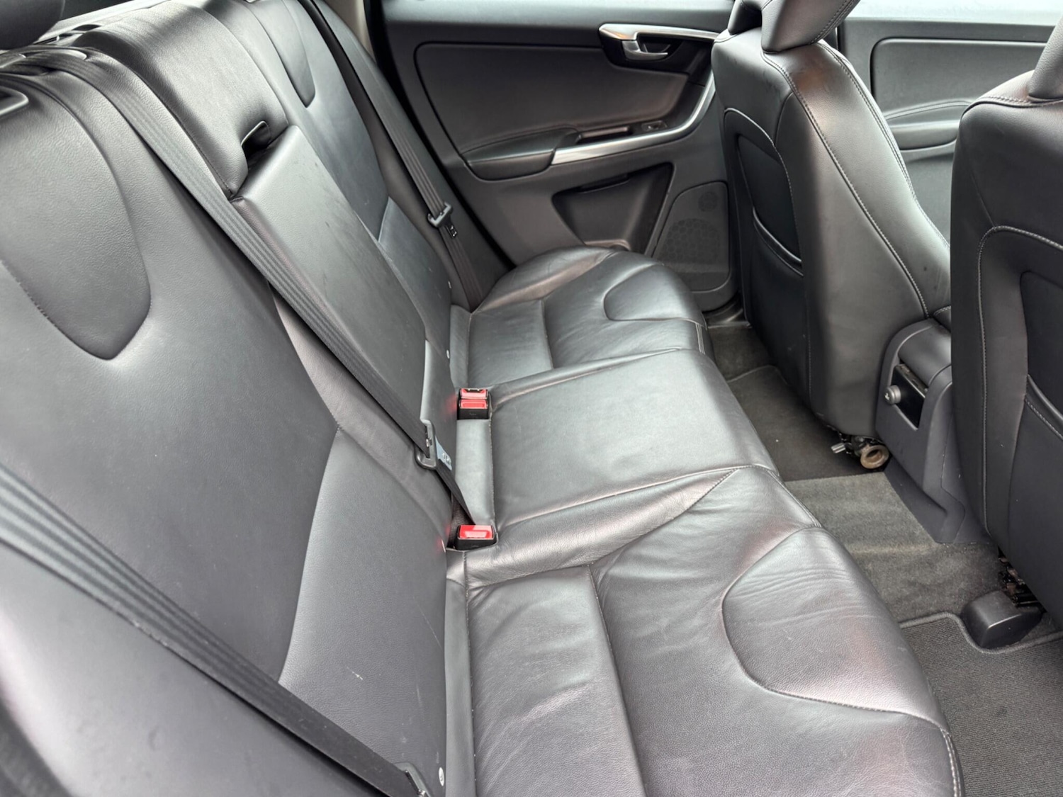 Used Volvo XC60 2017 for sale - 76549160: Photo 30