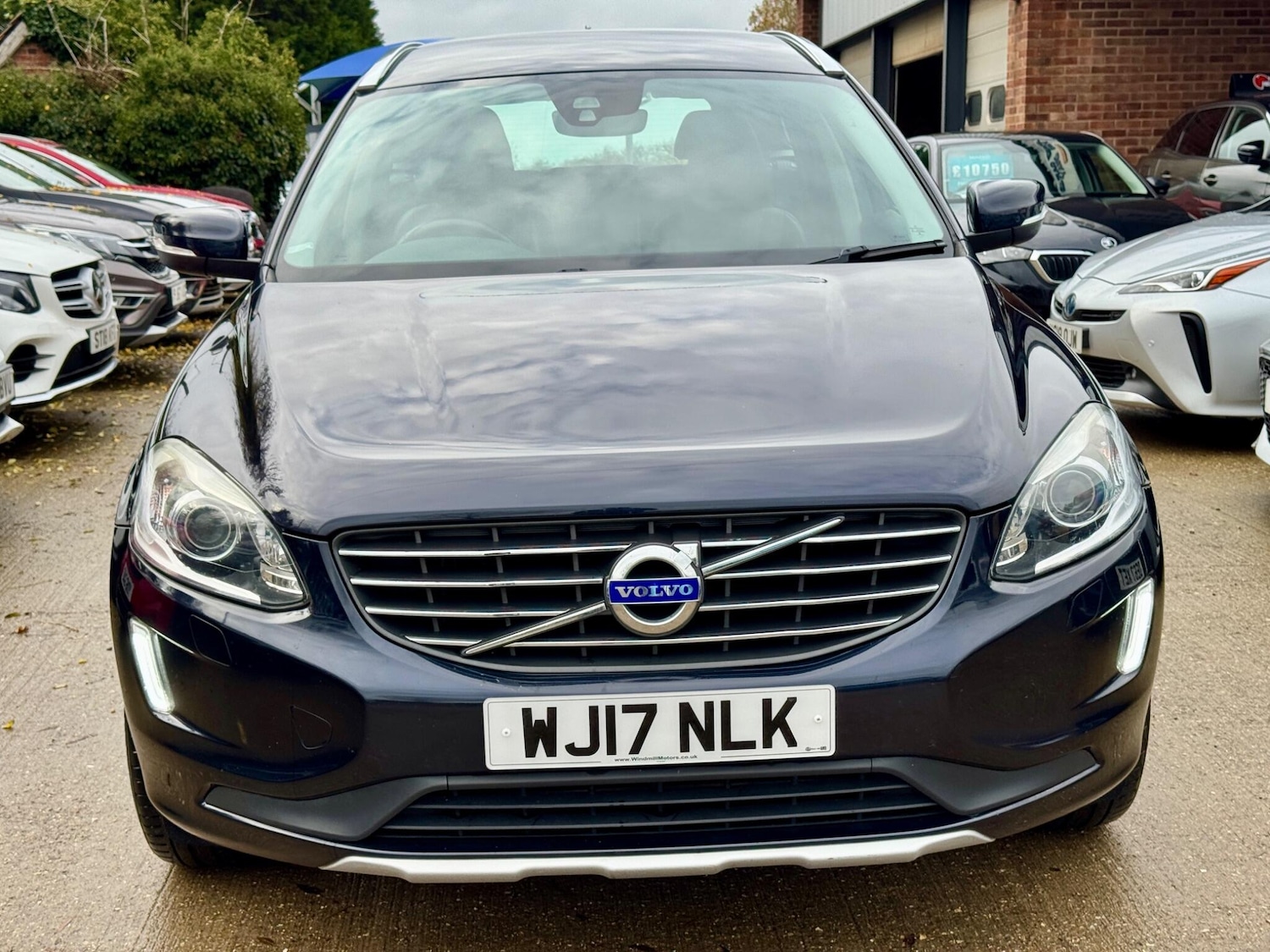 Used Volvo XC60 2017 for sale - 76549160: Photo 5