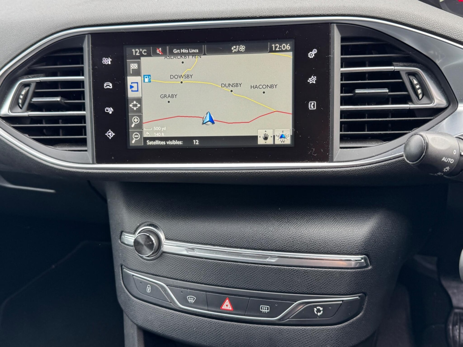 Used Peugeot 308 2015 for sale - 76349150: Photo 11