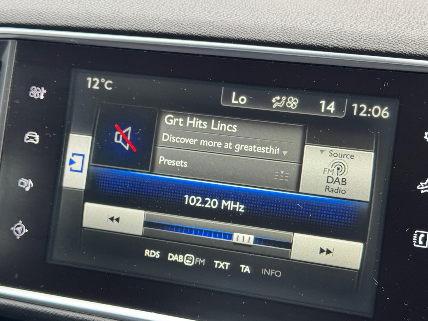 Used Peugeot 308 2015 for sale - 76349150: Photo 14