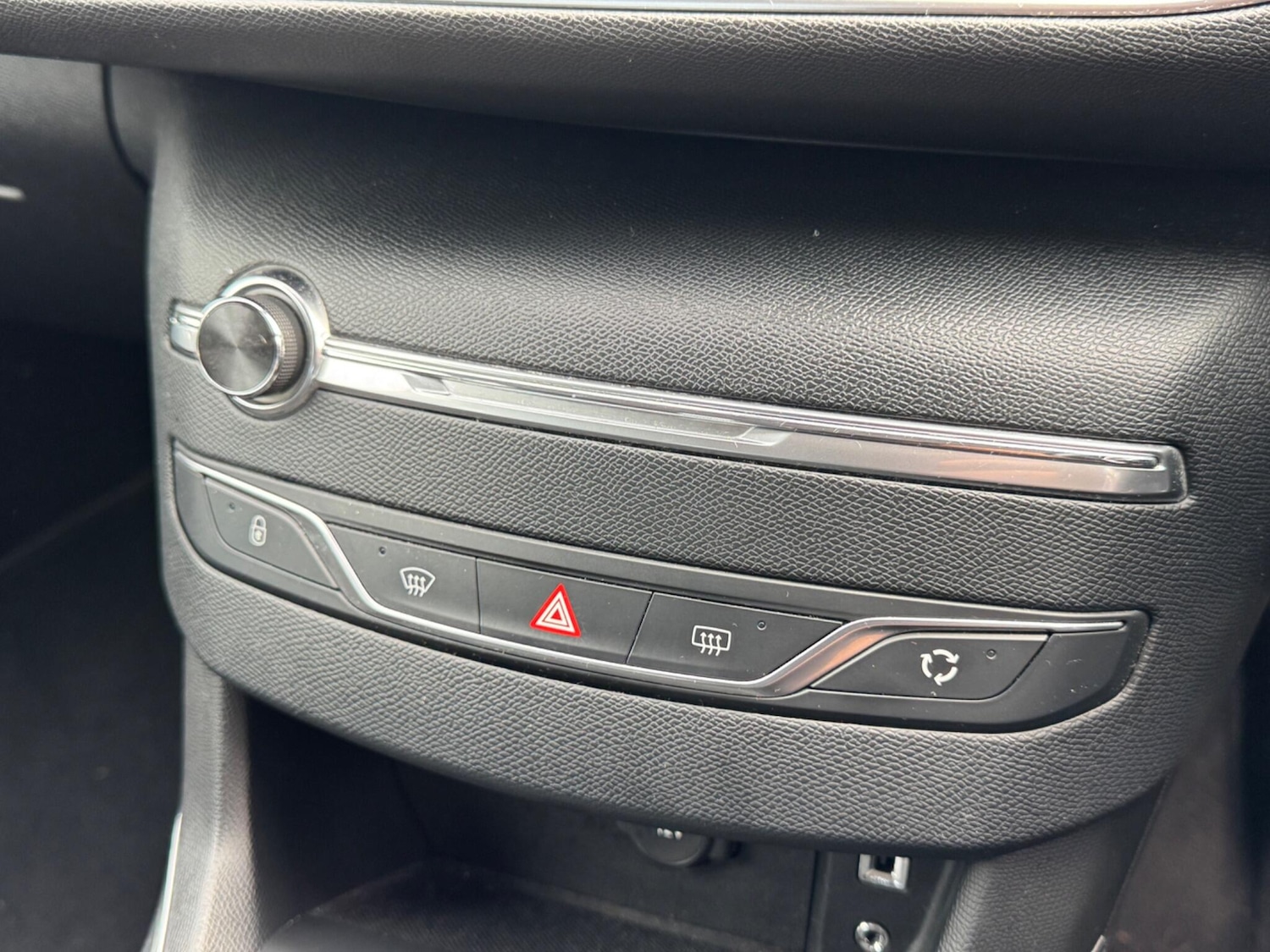 Used Peugeot 308 2015 for sale - 76349150: Photo 20