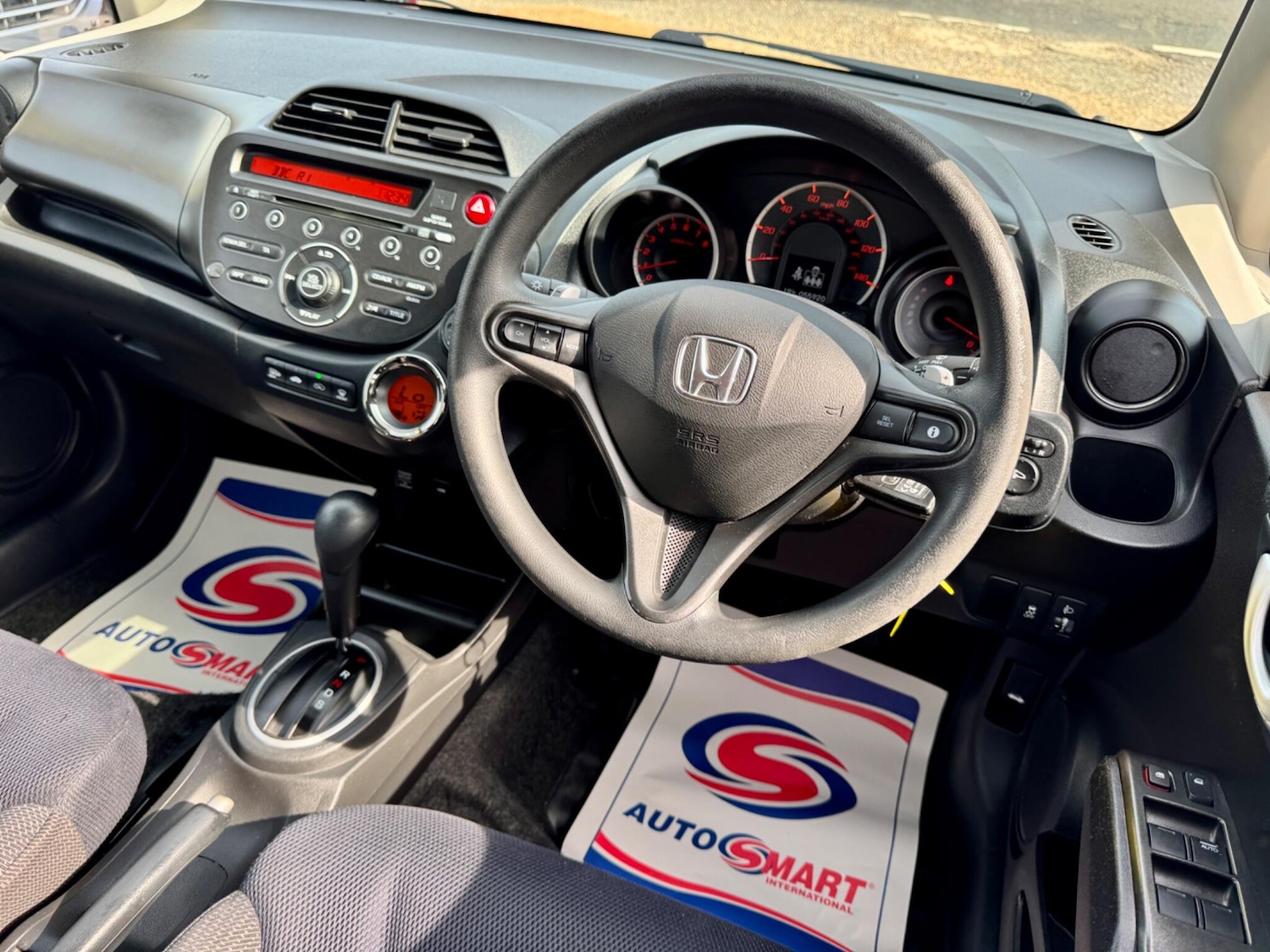 Used Honda Jazz 2013 for sale - 76175519: Photo 30