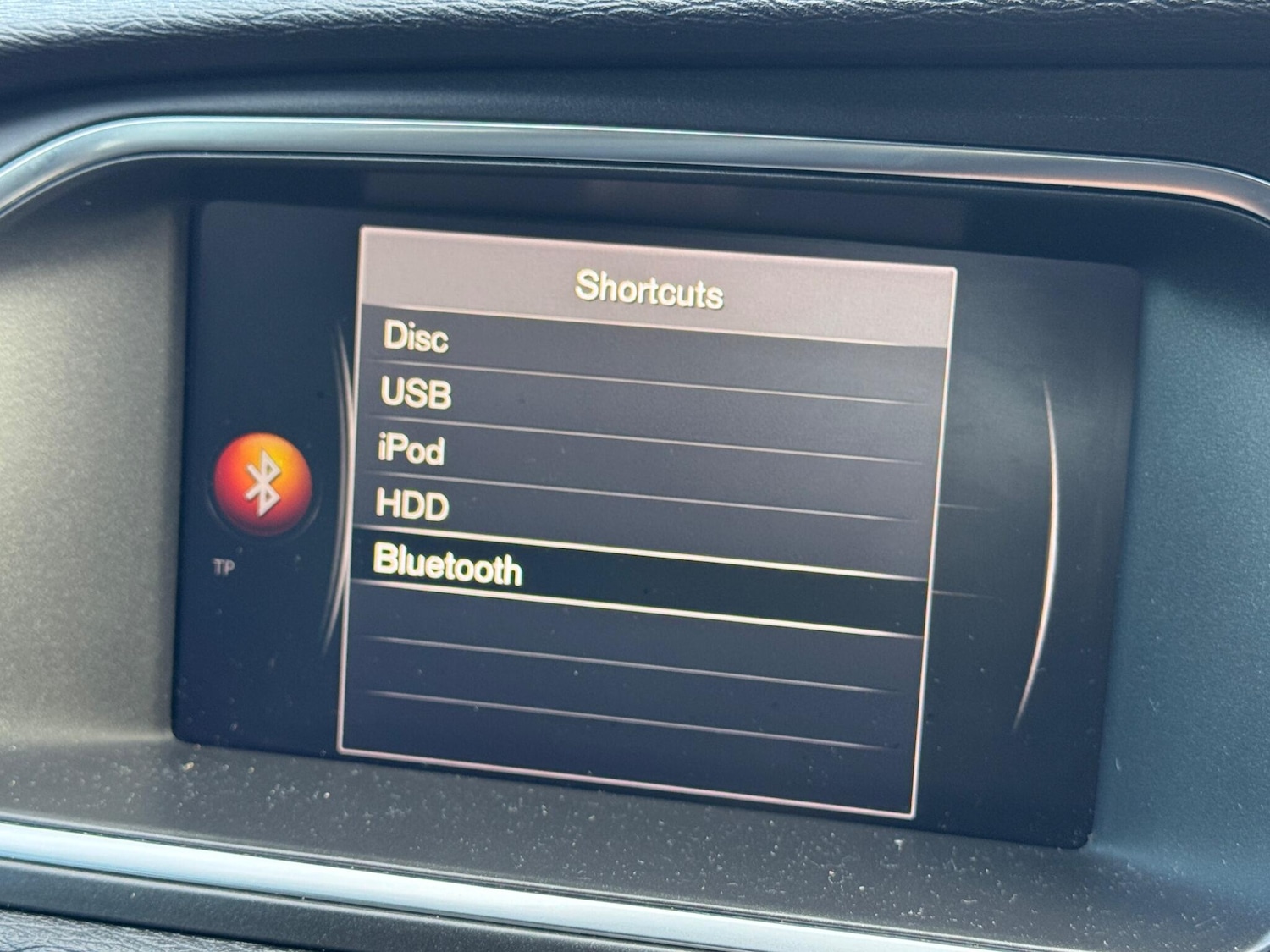 Used Volvo V40 2019 for sale - 76348897: Photo 17