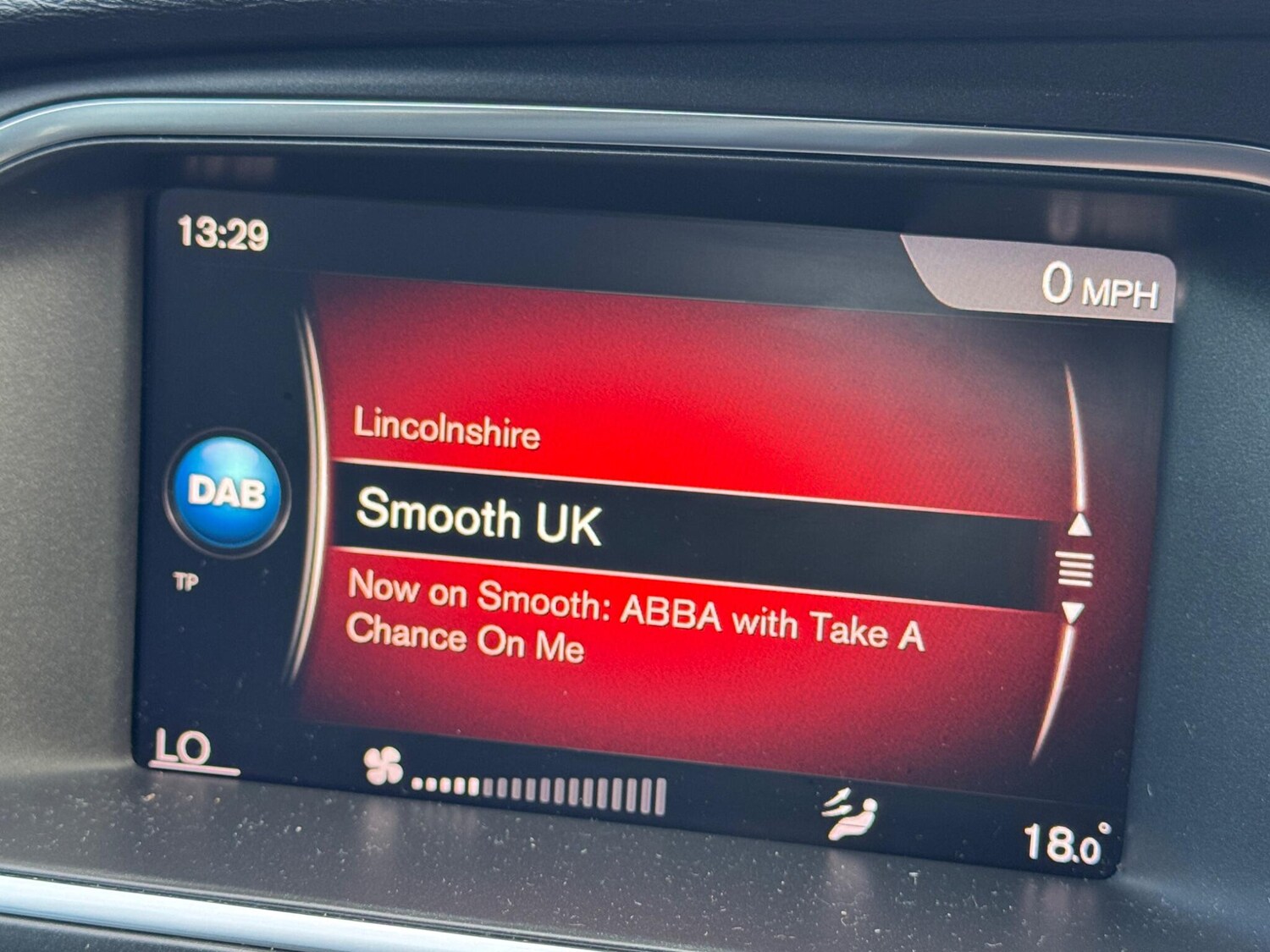 Used Volvo V40 2019 for sale - 76348897: Photo 18