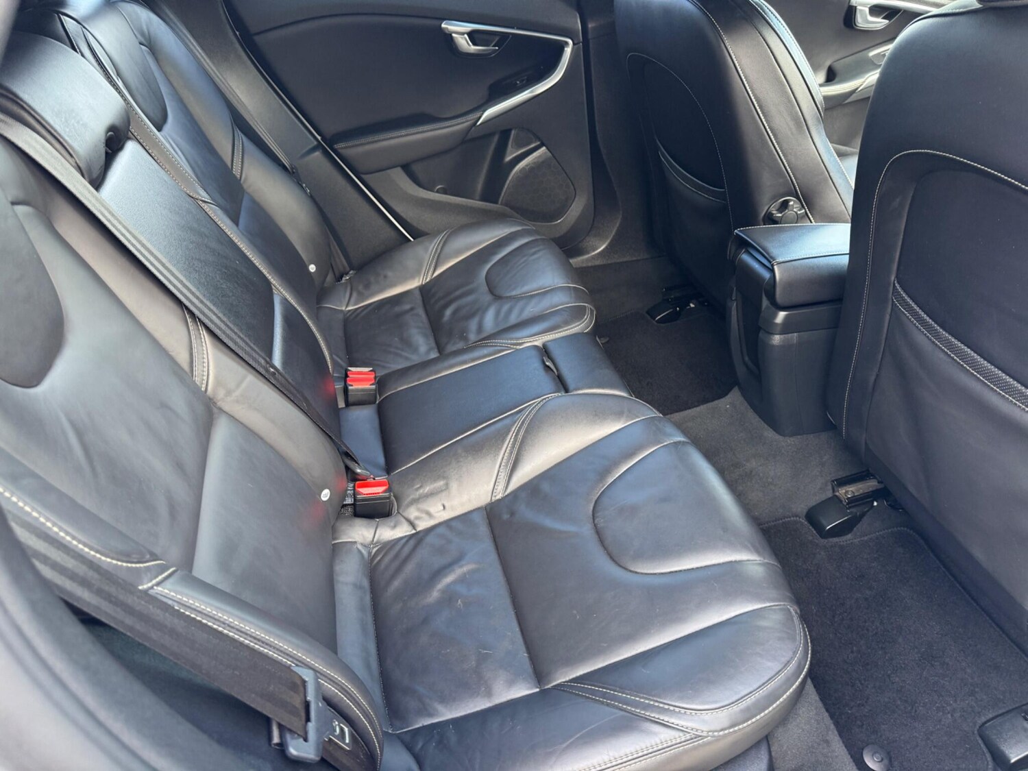 Used Volvo V40 2019 for sale - 76348897: Photo 36