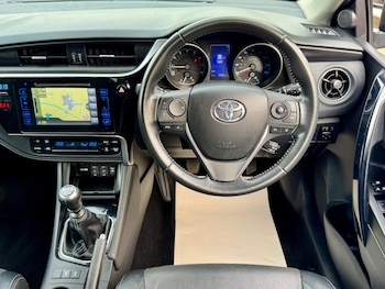 Used Toyota Auris 2018 for sale - 78319445: Photo