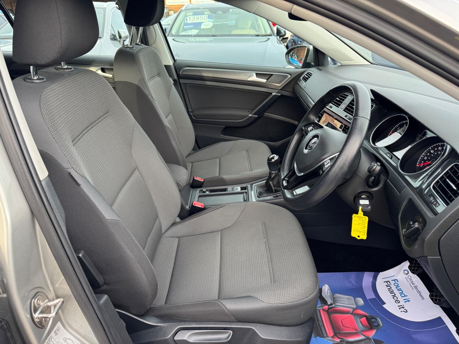 Used Volkswagen Golf 2017 for sale - 76645686: Photo 12