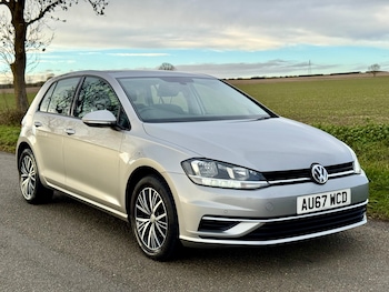 Used Volkswagen Golf 2017 for sale - 76645686: Photo