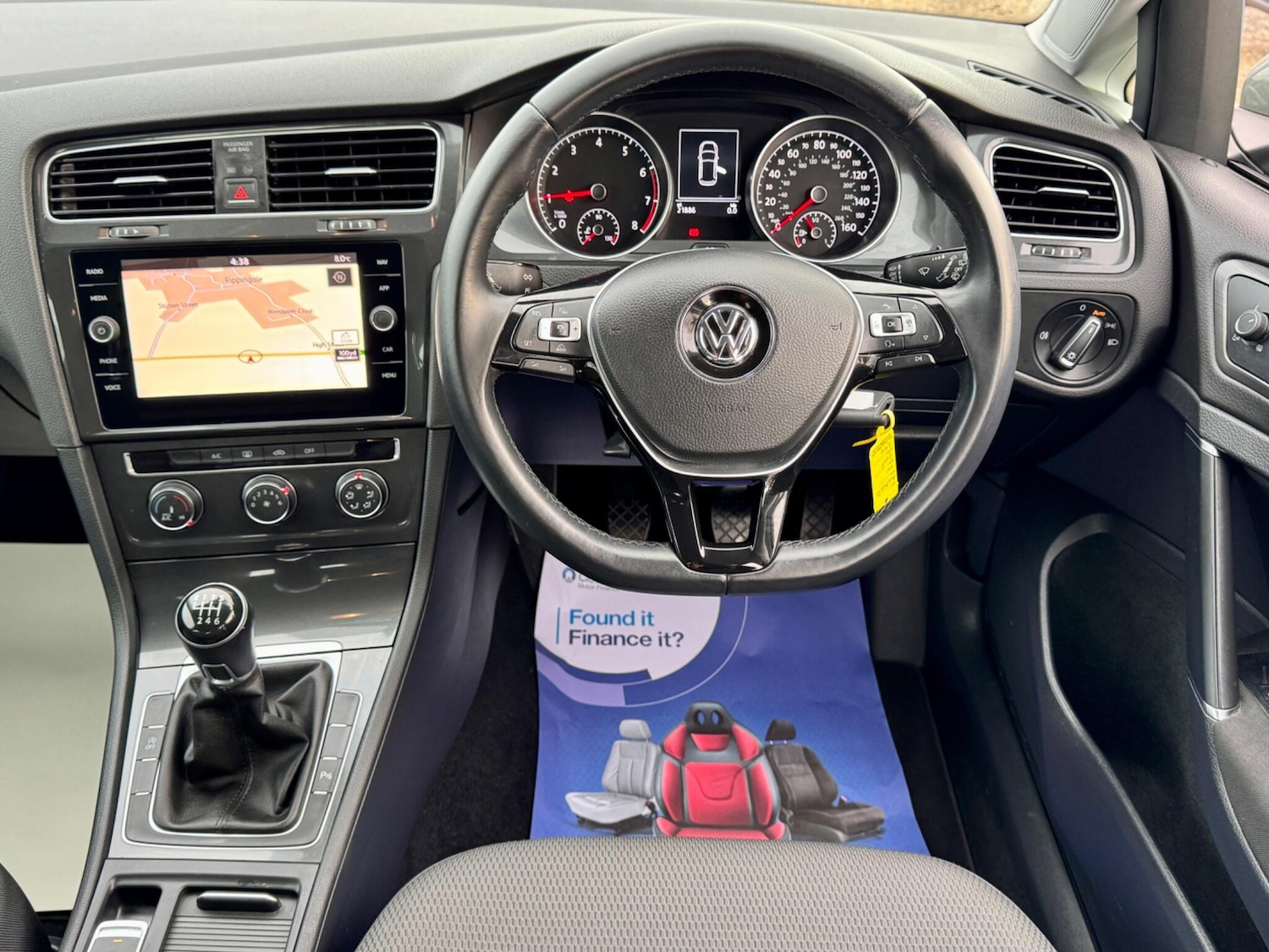 Used Volkswagen Golf 2017 for sale - 76645686: Photo 2