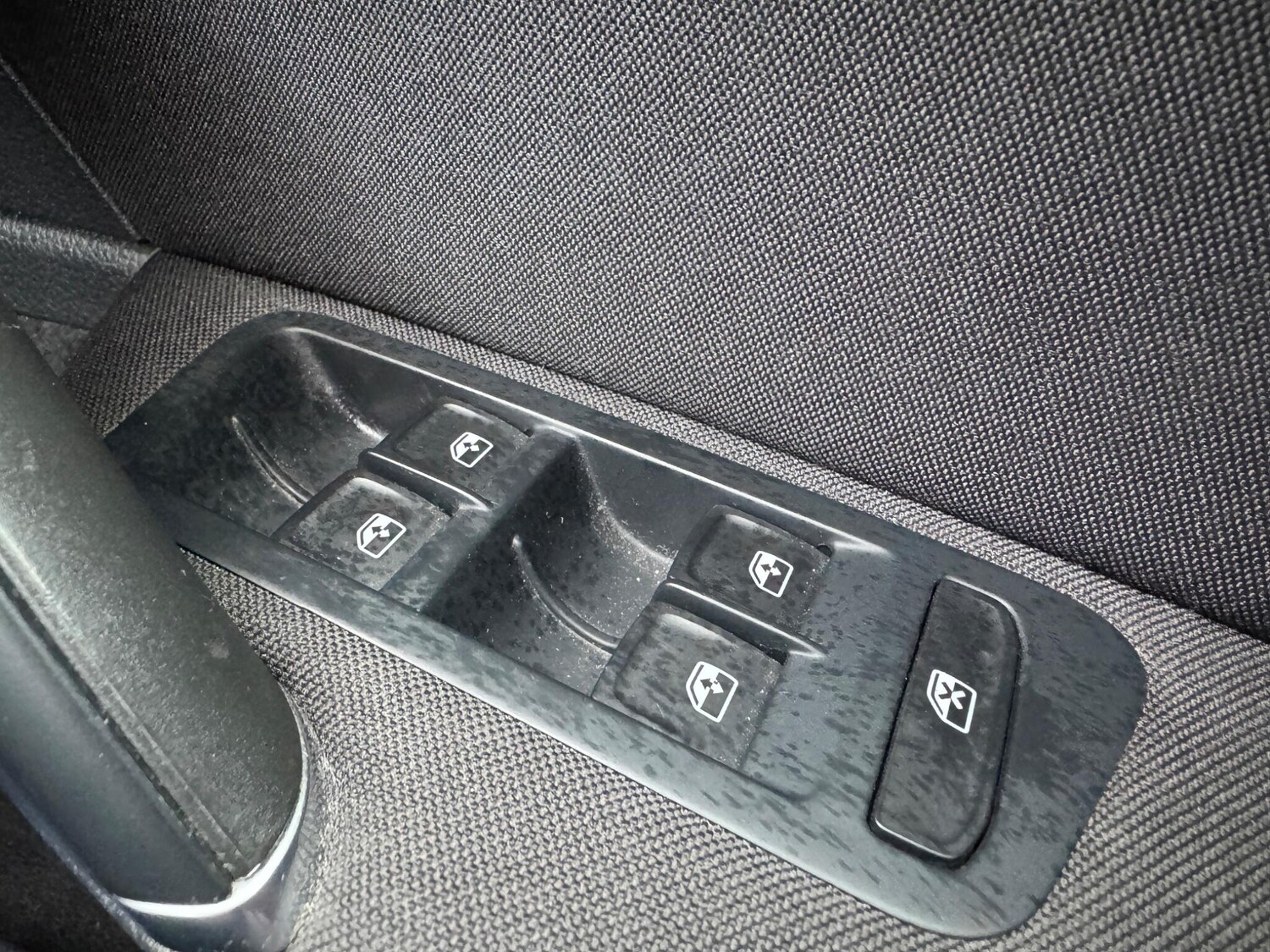 Used Volkswagen Golf 2017 for sale - 76645686: Photo 32