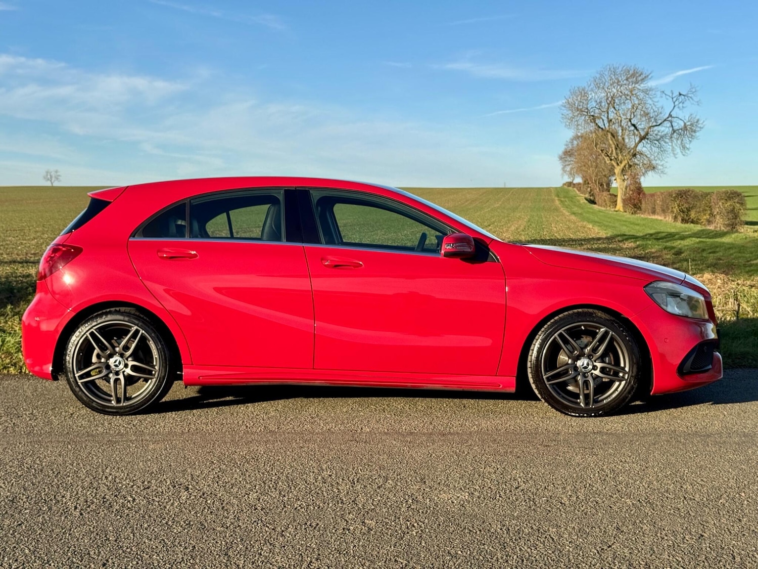 Used Mercedes-Benz A-Class 2018 for sale - 76658185: Photo 3