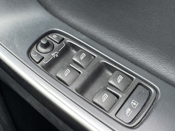 Used Volvo XC60 2015 for sale - 76314692: Photo 24
