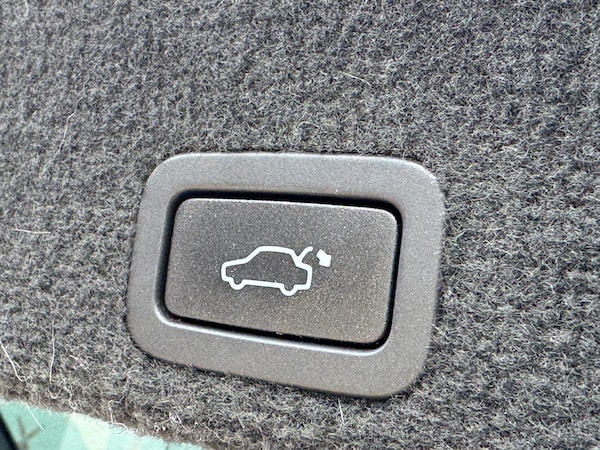 Used Volvo XC60 2015 for sale - 76314692: Photo 25