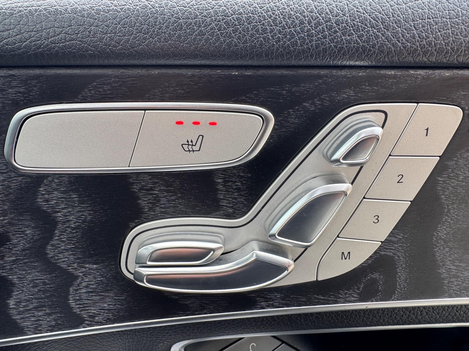 Used Mercedes-Benz GLC 2016 for sale - 76137763: Photo 53