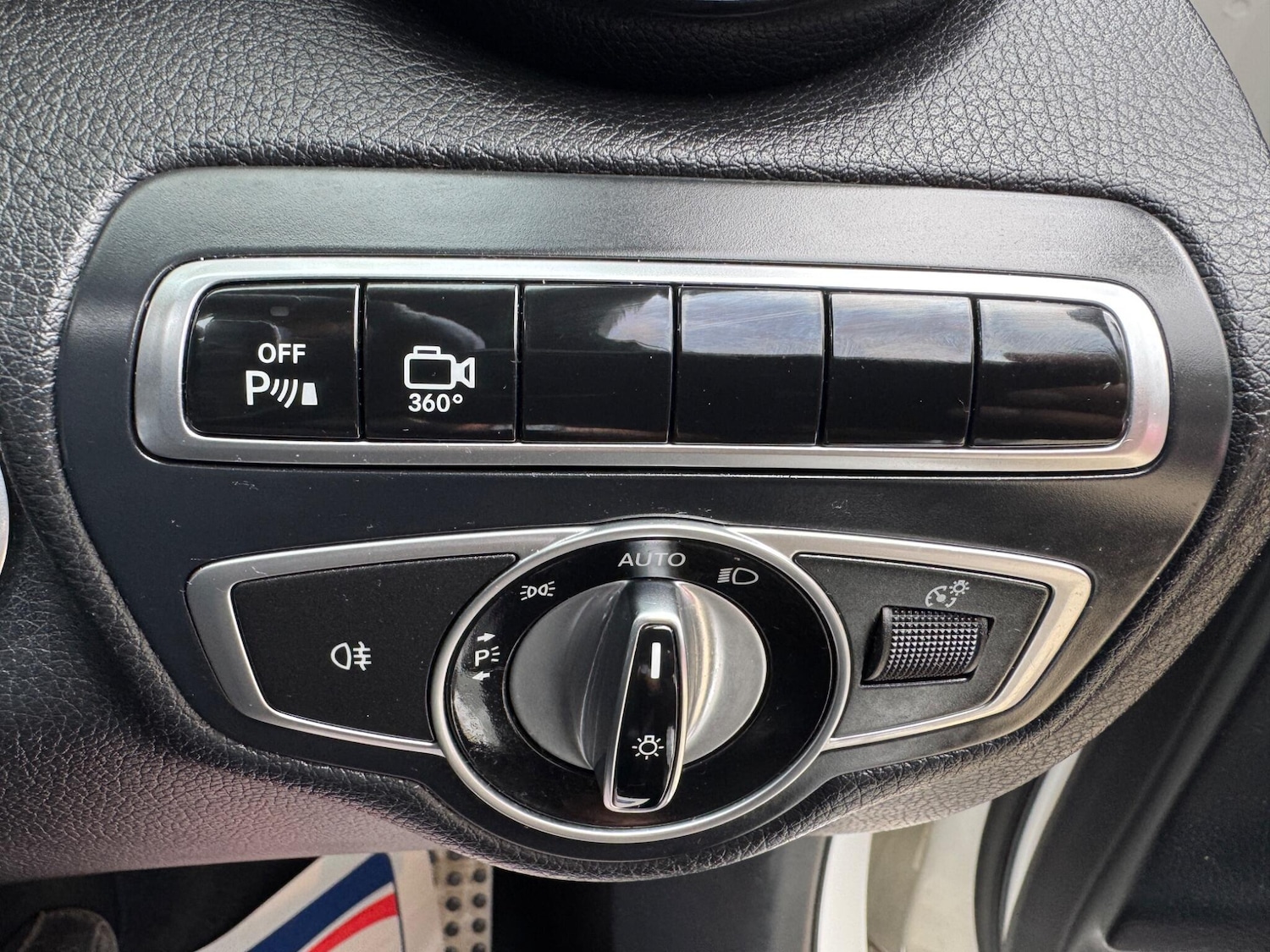 Used Mercedes-Benz GLC 2016 for sale - 76137763: Photo 62