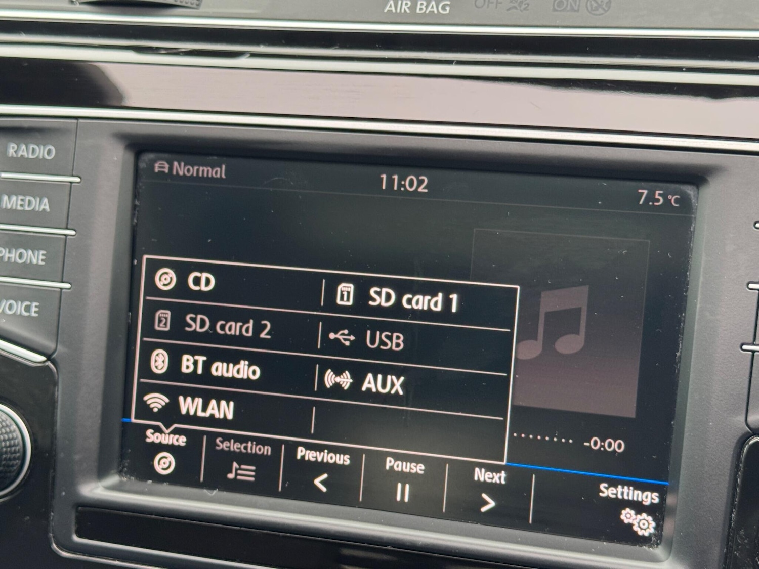 Used Volkswagen Touran 2016 for sale - 77376347: Photo 21