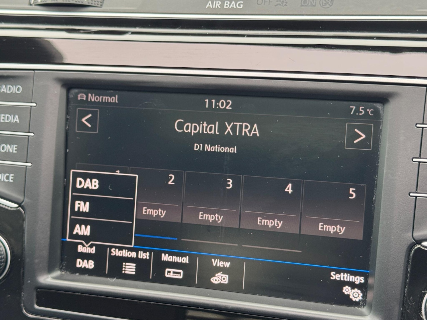 Used Volkswagen Touran 2016 for sale - 77376347: Photo 22