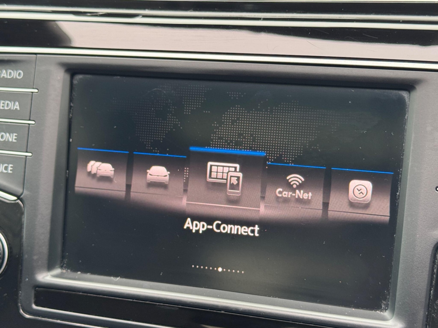 Used Volkswagen Touran 2016 for sale - 77376347: Photo 23