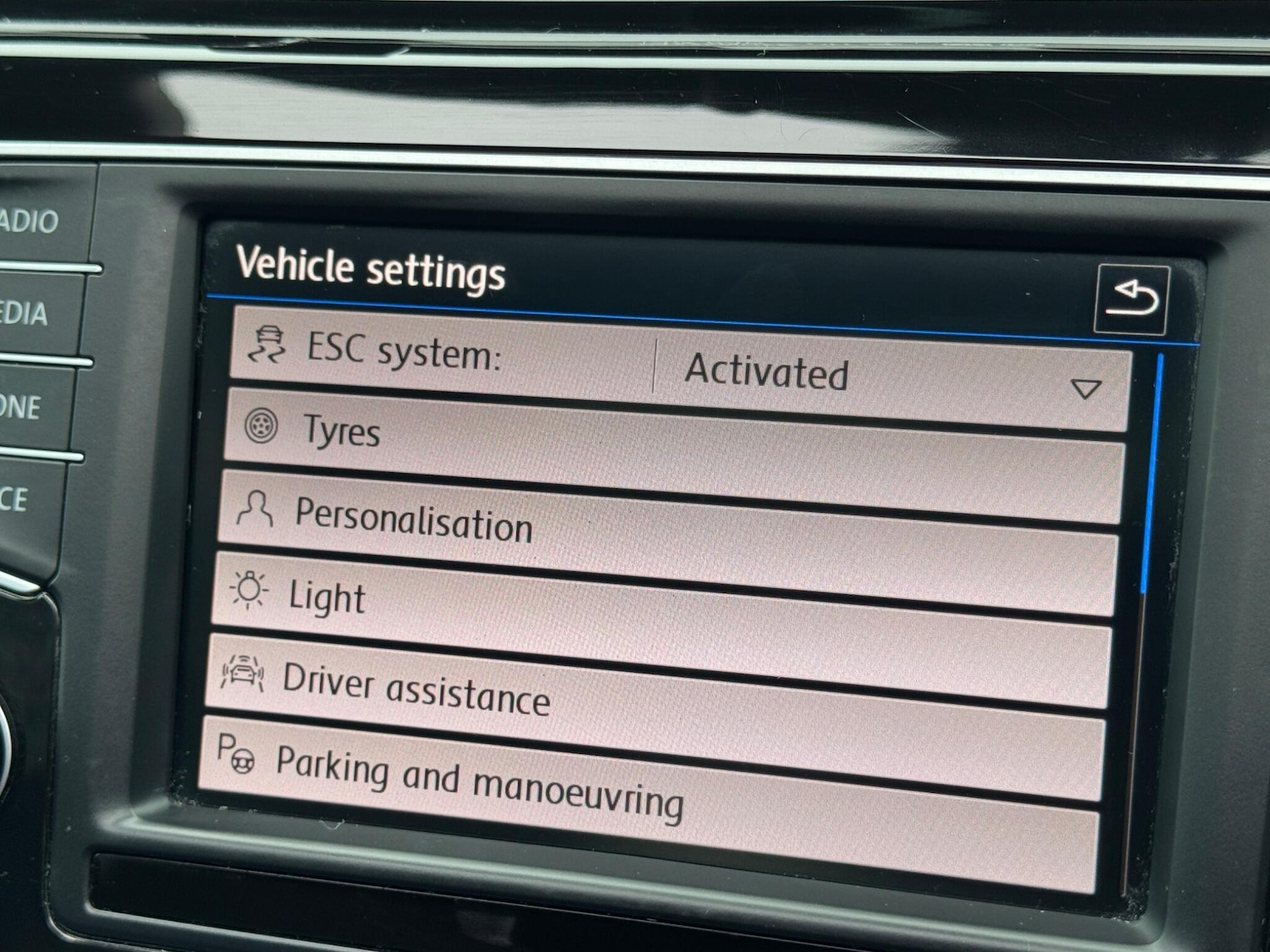 Used Volkswagen Touran 2016 for sale - 77376347: Photo 26