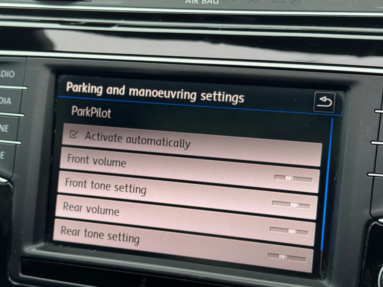 Used Volkswagen Touran 2016 for sale - 77376347: Photo 28