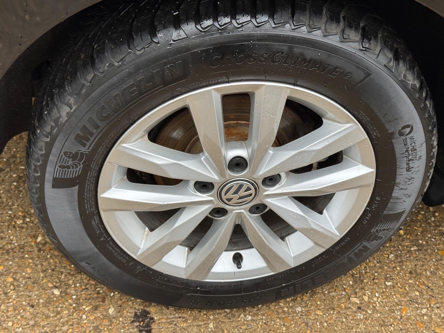 Used Volkswagen Touran 2016 for sale - 77376347: Photo 48