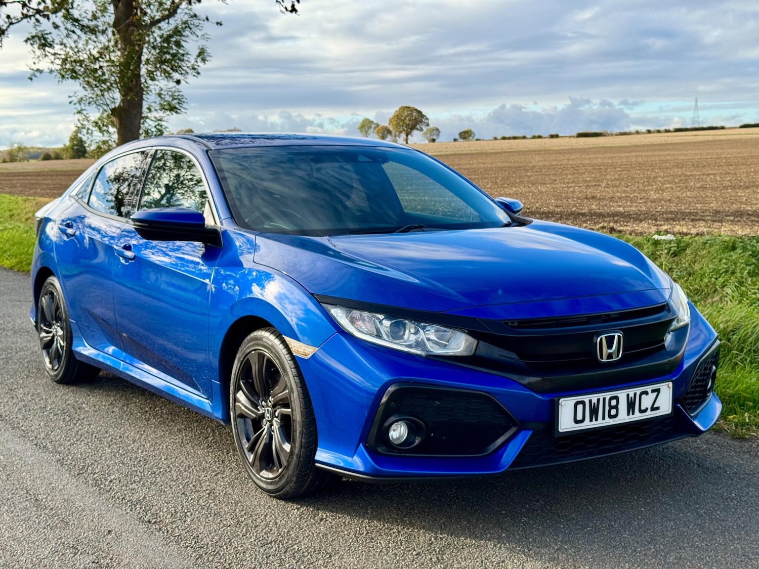 Used Honda Civic for sale - 76527658: Photo 1