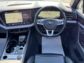Used Volkswagen Touareg 2020 for sale - 78517478: Photo