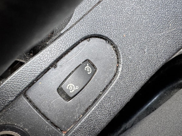 Used Renault Clio 2010 for sale - 76179795: Photo 13
