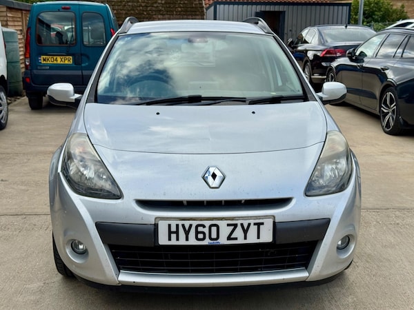 Used Renault Clio 2010 for sale - 76179795: Photo 3