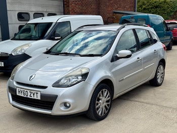 Used Renault Clio 2010 for sale - 76179795: Photo 4