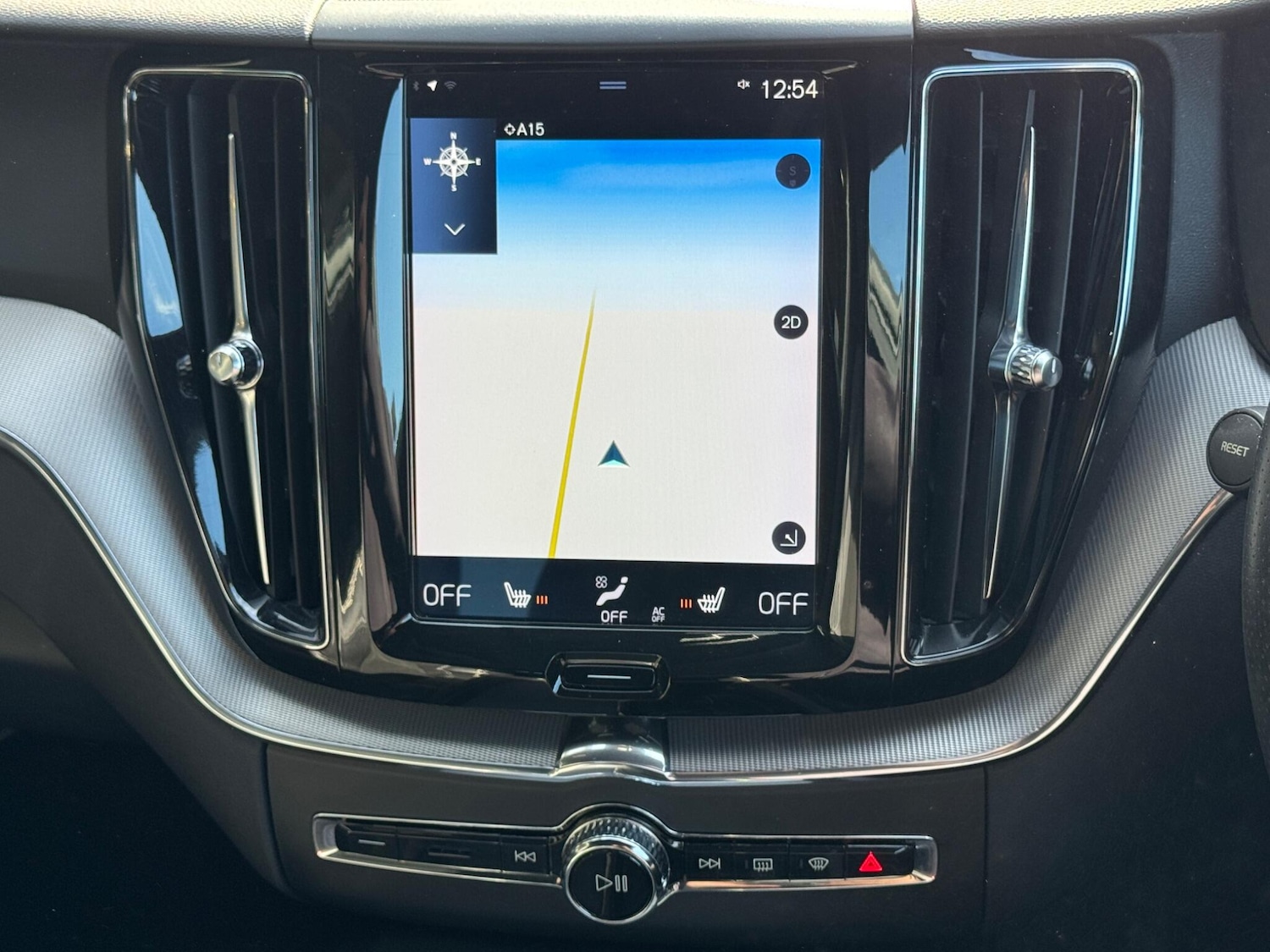 Used Volvo XC60 2018 for sale - 77925084: Photo 10