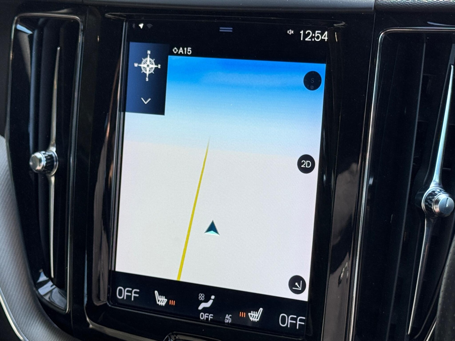 Used Volvo XC60 2018 for sale - 77925084: Photo 11