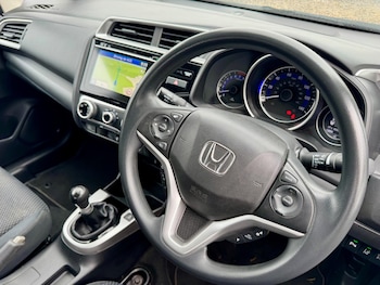 Used Honda Jazz 2018 for sale - 76597467: Photo